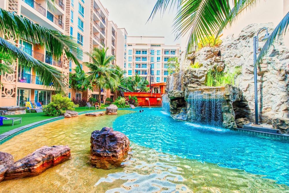 Atlantis Condo Resort Csomtien-part Kültér fotó