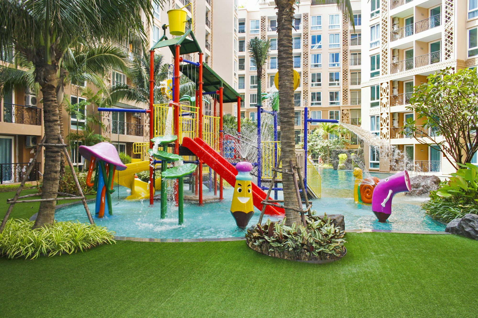 Atlantis Condo Resort Csomtien-part Kültér fotó
