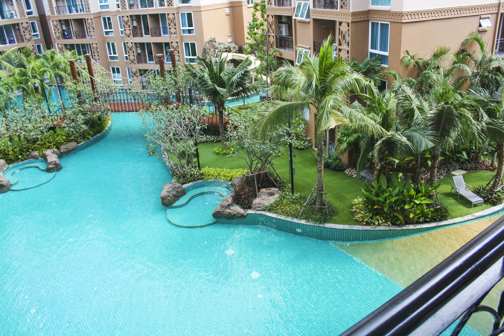 Atlantis Condo Resort Csomtien-part Kültér fotó